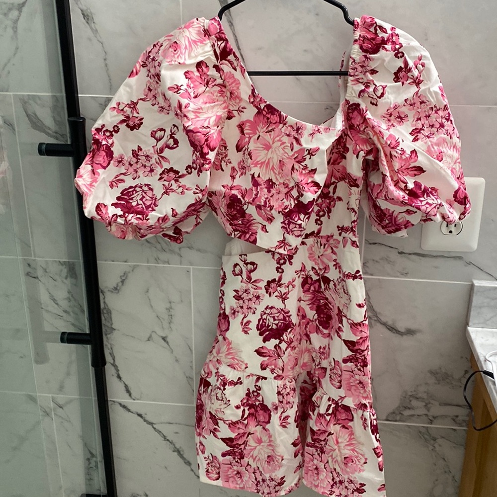 NWOT FLORAL DRESS